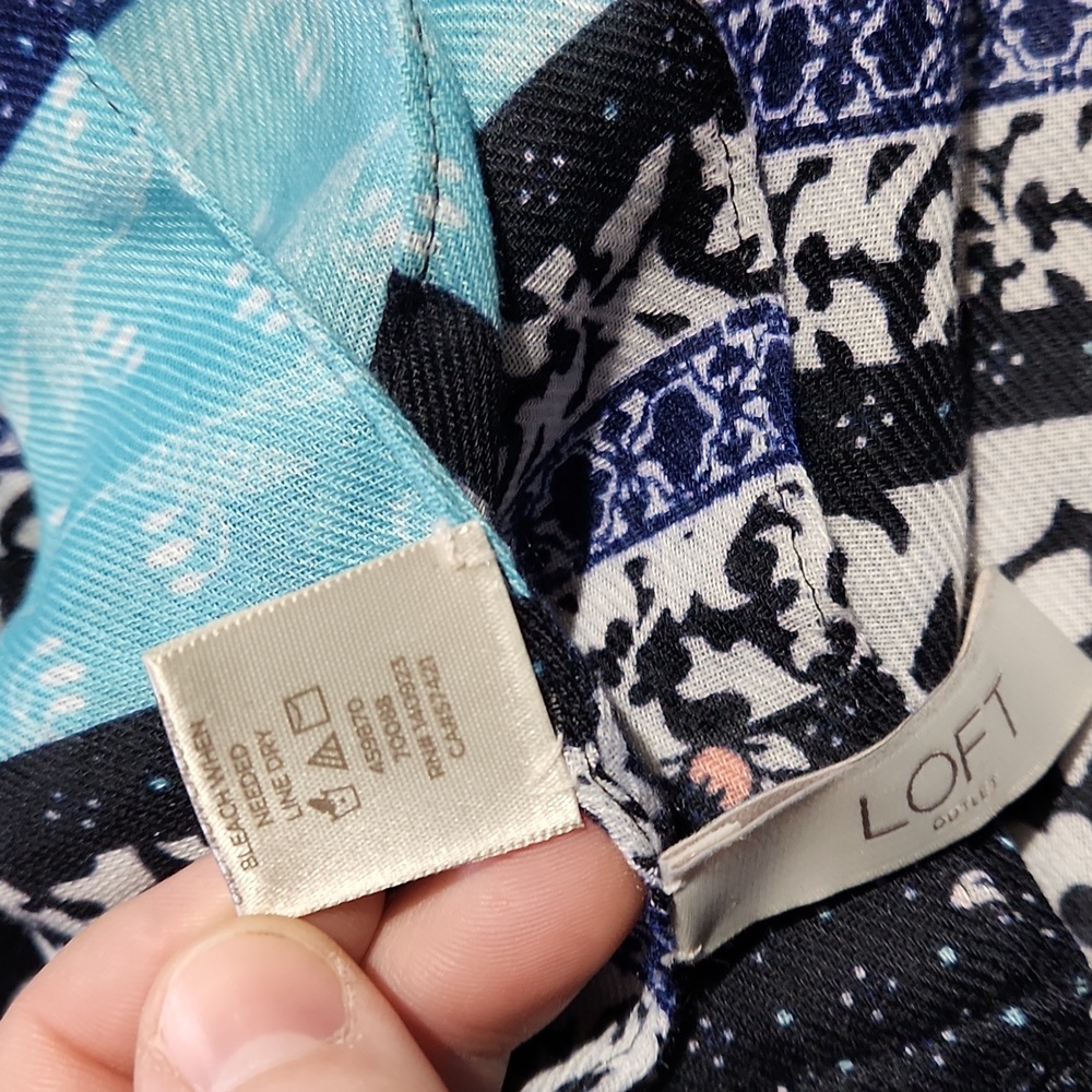 Loft Outlet Infinity Scarf - Picture 3 of 4